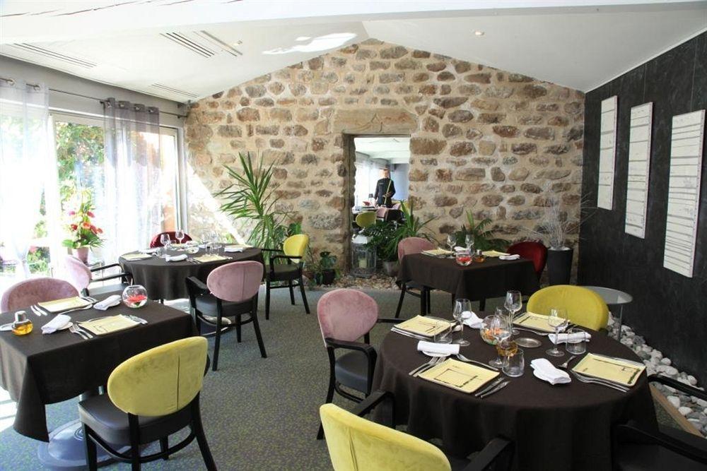 Le Carre D'Alethius Logis Hotel Restaurant Charmes-sur-Rhone Exterior foto